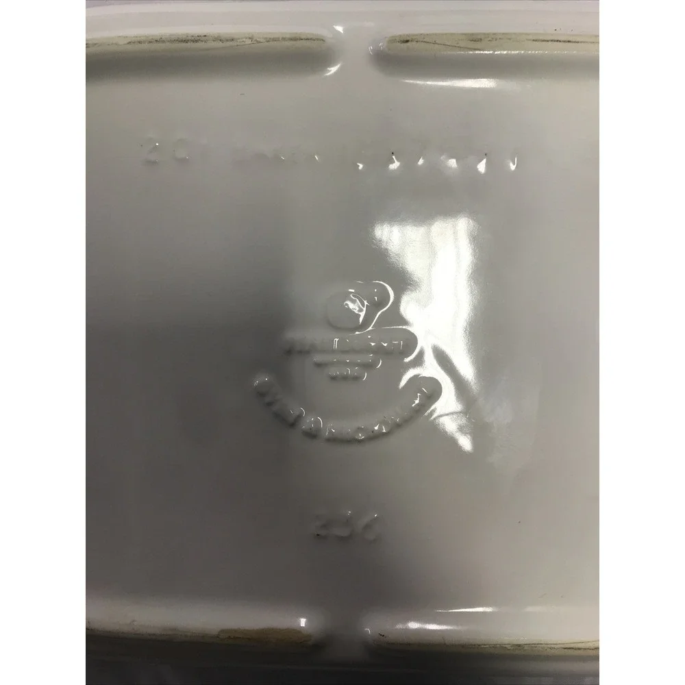 2 Quart Baker  Pfaltzgraff HERITAGE WHITE Lasagna Casserole 236